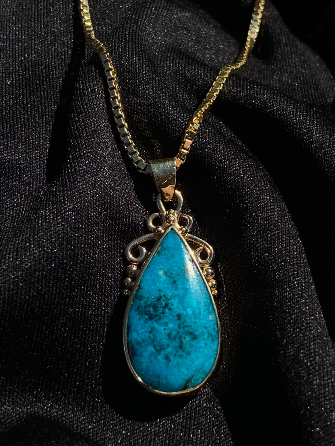 Jane Austen Beautiful Gold and Turquoise Pendant Necklace - Jane Austen  Gifts