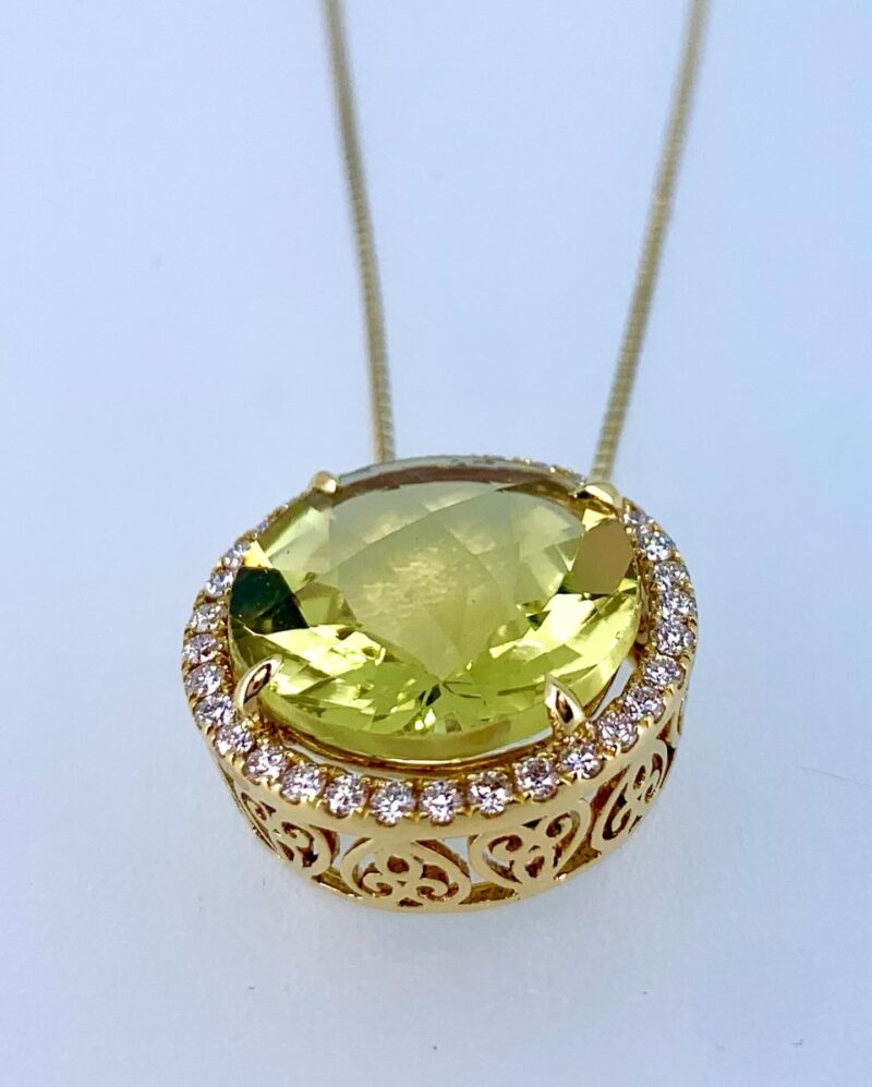 18k lime quartz and diamond pendant - Image 5